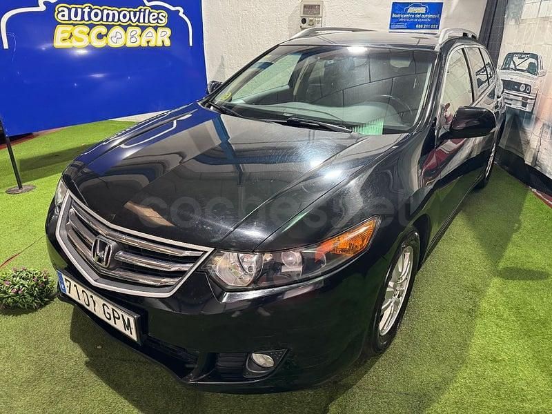 Usado Honda Accord Executive 150 CV (110 kW) 2009 Negro Familiar