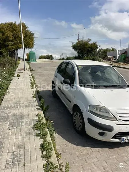Usado Citroën C3 70 CV (51 kW) 2005 Blanco Berlina