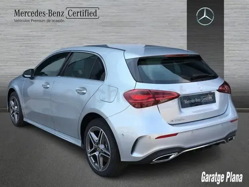 Nuevo Mercedes A250 218 CV (160 kW) 2026 Gris / plata Berlina