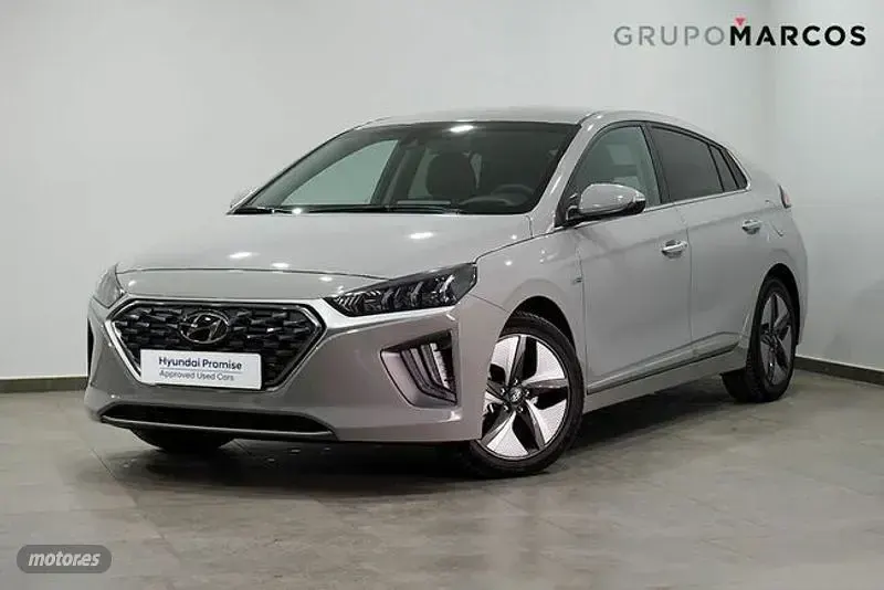 Usado Hyundai Ioniq 141 CV (103 kW) 2021 Gris Utilitario