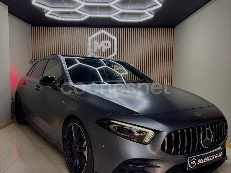 Gris / plata Usado 2020 Mercedes A35 AMG Berlina | 39.990 € (Caro) - Imagen 1/4