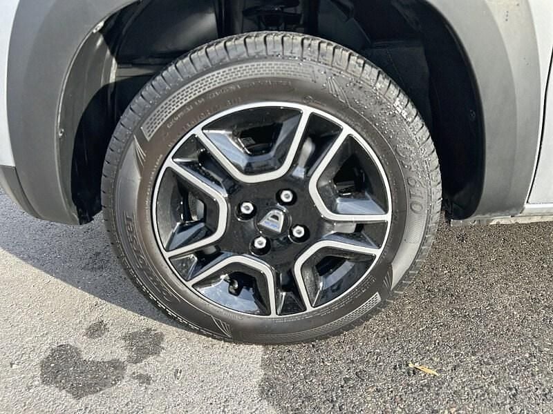 Usado Dacia Spring Comfort Plus 33 kW (45 CV) 2021 Gris Utilitario