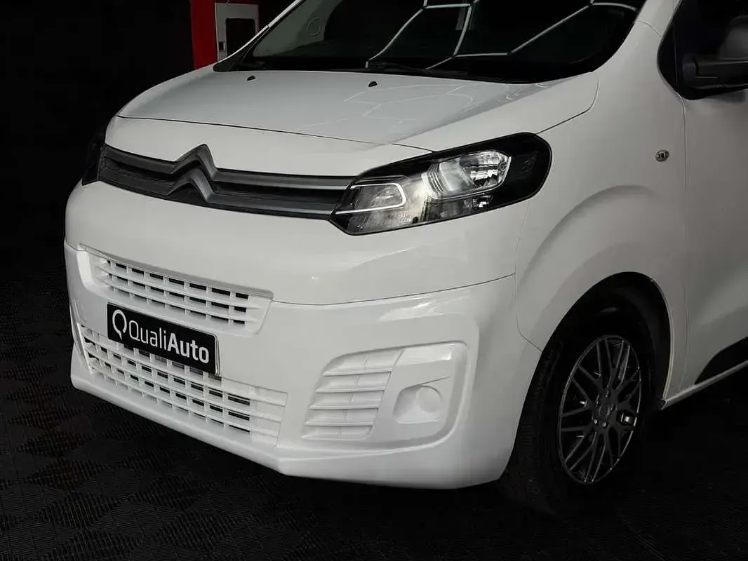Usado Citroën Spacetourer Feel 120 CV (88 kW) 2018 Blanco Monovolumen