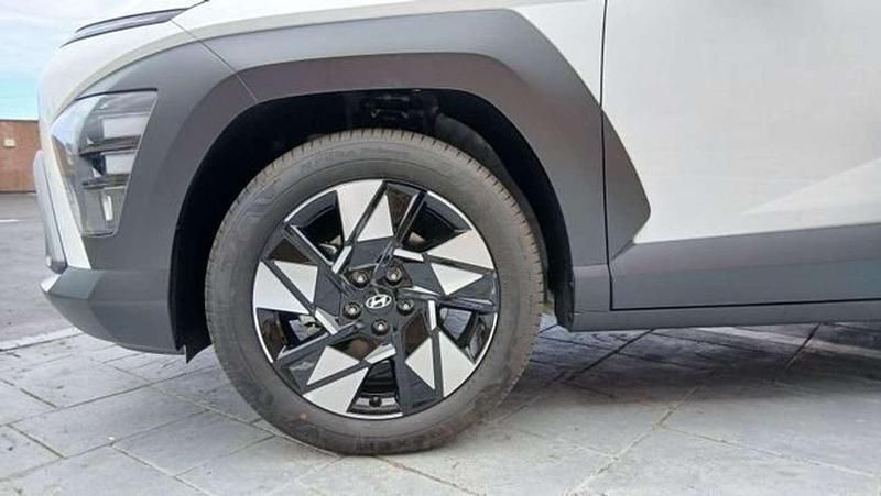 Usado Hyundai Kona 129 CV (94 kW) 2025 Blanco SUV