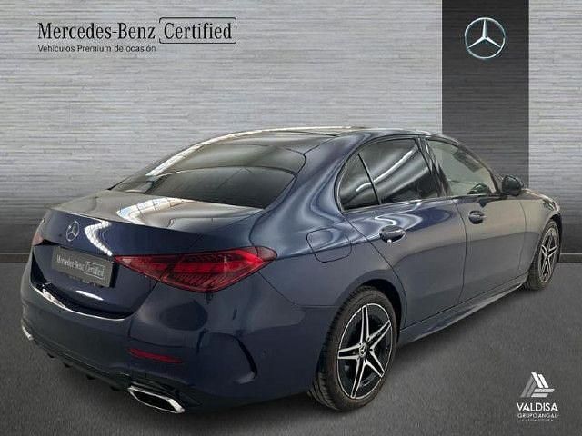 Usado Mercedes C220 AMG line 200 CV (147 kW) 2025 Azul sodalita Berlina