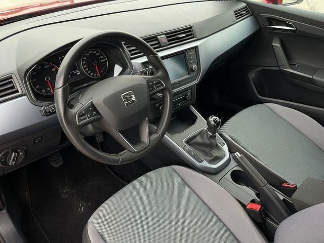 Usado Seat Arona Ecomotive 116 CV (85 kW) 2019 Granate SUV