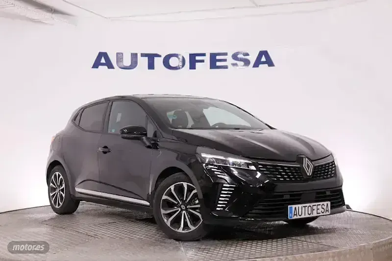Usado Renault Clio Techno 90 CV (66 kW) 2025 Negro Utilitario