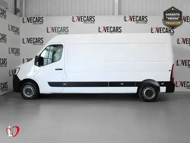 Usado Renault Master 136 CV (100 kW) 2024 Blanco Monovolumen