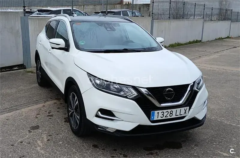 Usado Nissan Qashqai N-Connecta 115 CV (84 kW) 2020 Blanco SUV