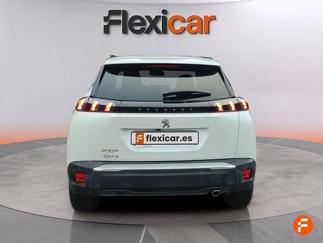Usado Peugeot 2008 Active 110 CV (80 kW) 2020 Blanco SUV