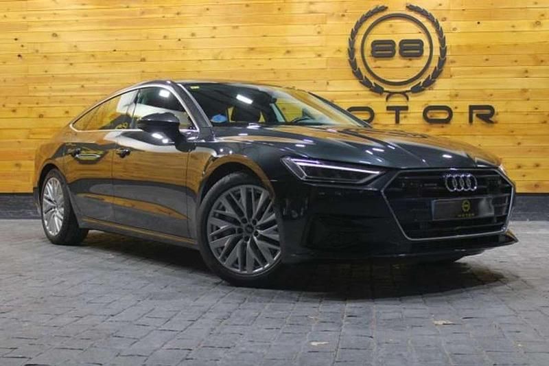 Usado Audi A7 Ambiente 299 CV (219 kW) 2020 Gris / plata Berlina