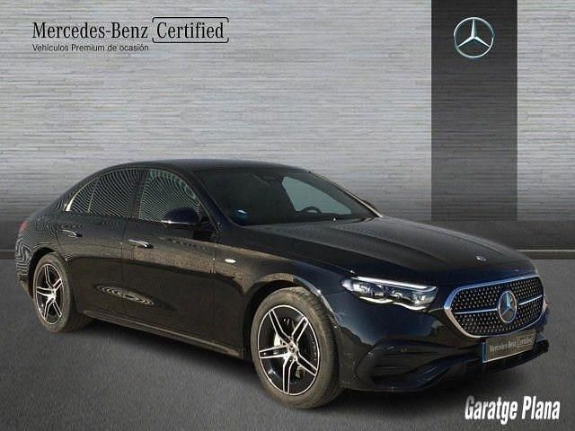 Usado Mercedes E300 AMG line 313 CV (230 kW) 2025 Negro obsidiana