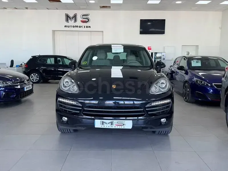 Usado Porsche Cayenne Platinum Edition 245 CV (180 kW) 2014 Negro SUV