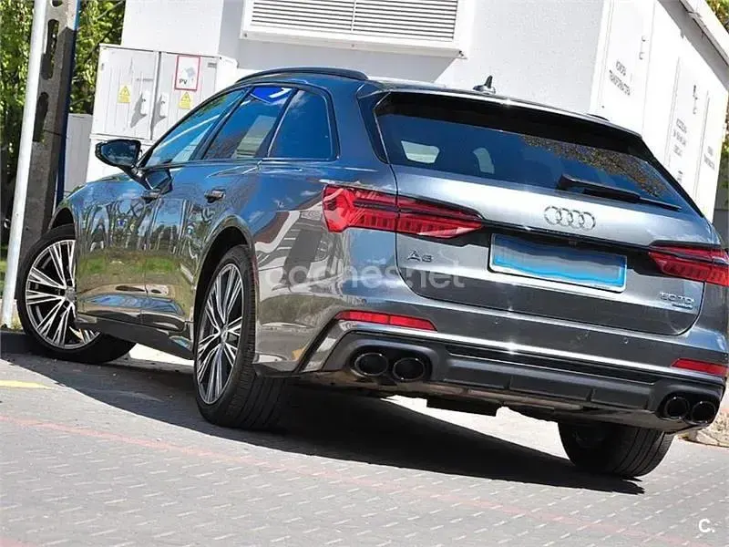 Begagnad Audi A6 Sport 286 HK (210 kW) 2018 Grå Kombi