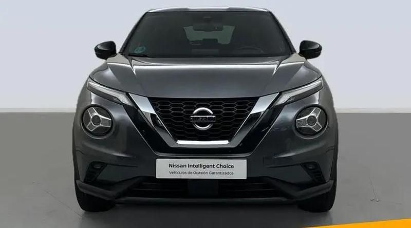 Usado Nissan Juke N-Connecta 114 CV (83 kW) 2022 Skline grey (metalizado) SUV