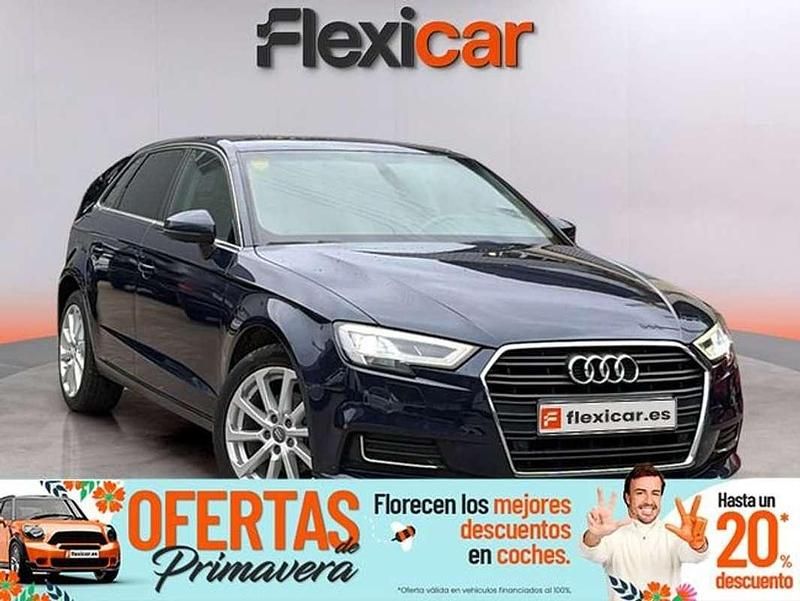 Usado Audi A3 Sportback 150 CV (110 kW) 2018 Azul Utilitario