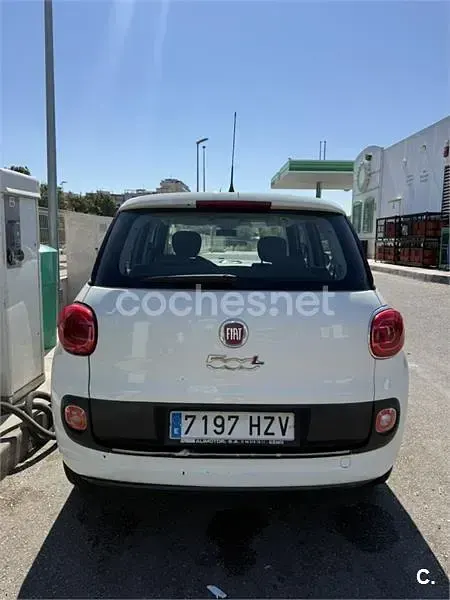 Usado Fiat 500L Lounge 95 CV (69 kW) 2014 Blanco Monovolumen