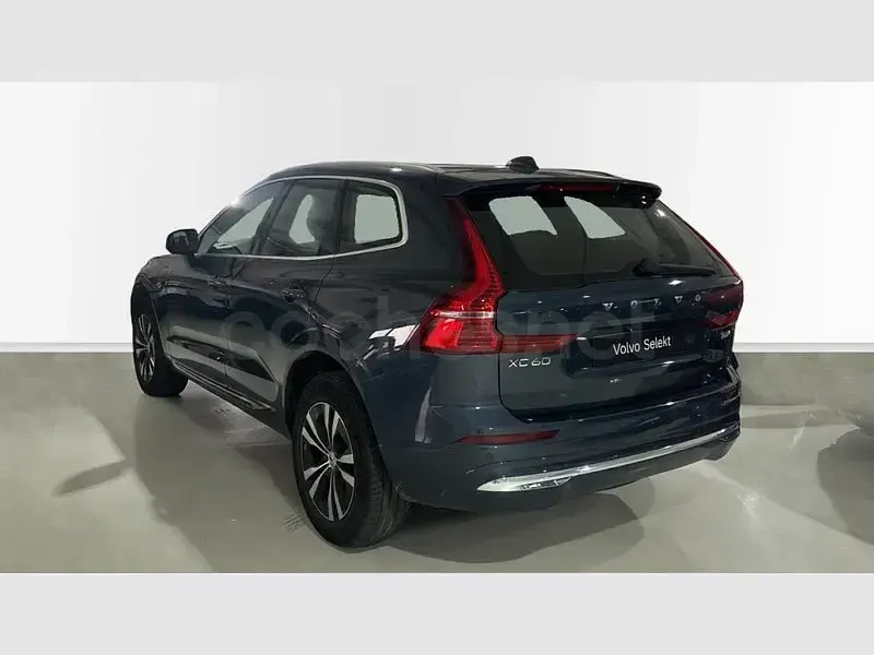 Usado Volvo XC60 Core 350 CV (257 kW) 2025 Azul SUV