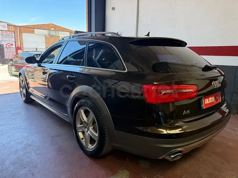 Usado Audi A6 Allroad 245 CV (180 kW) 2013 Marrón Familiar