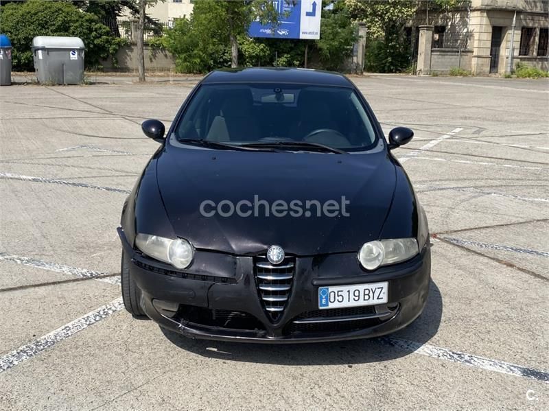 Negro Usado 2002 Alfa Romeo 147 Utilitario | 900 € (Buen precio) - Imagen 1/4