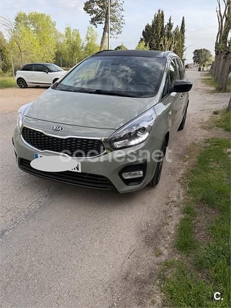 Usado Kia Carens 135 CV (99 kW) 2018 Verde Monovolumen