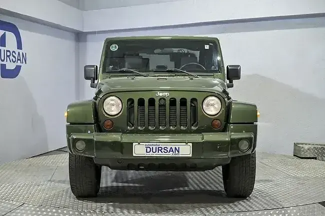 Usado Jeep Wrangler Sahara 177 CV (130 kW) 2009 Verde SUV