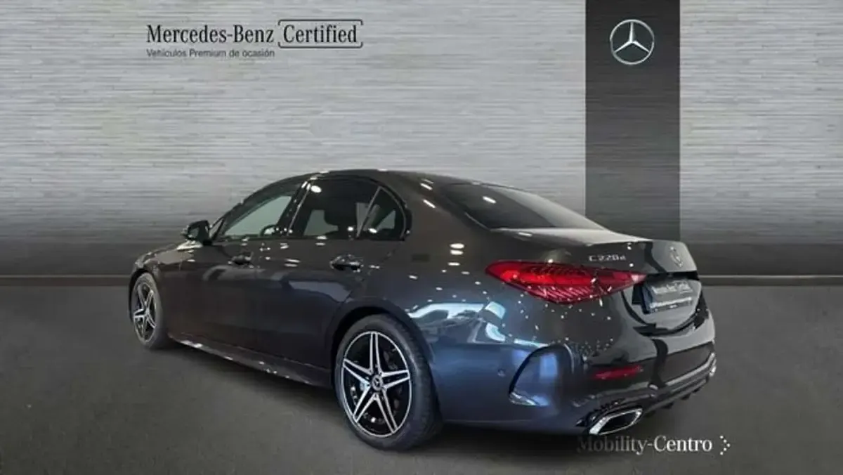 Usado Mercedes C220 197 CV (144 kW) 2025 Gris Berlina