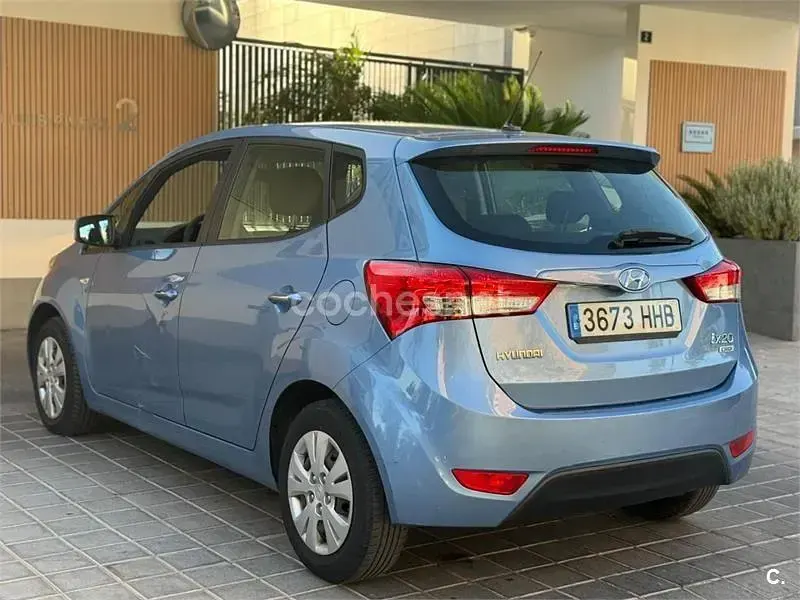 Usado Hyundai ix20 Classic 90 CV (66 kW) 2011 Azul Utilitario