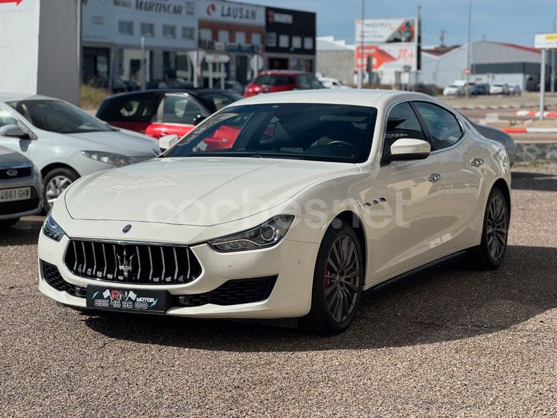 Usado Maserati Ghibli 275 CV (202 kW) 2018 Blanco Coupe