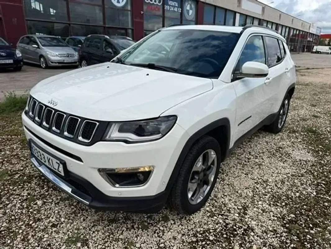 Usado Jeep Compass Limited 140 CV (102 kW) 2018 Blanco SUV