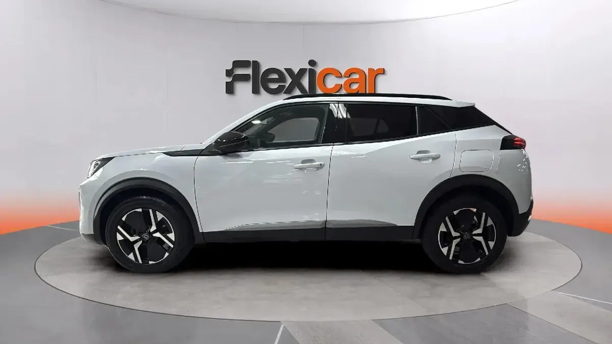 Usado Peugeot 2008 Allure 131 CV (96 kW) 2024 Blanco SUV