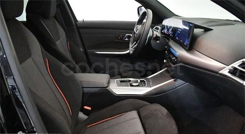 Usado BMW 330e Comfort Edition 292 CV (214 kW) 2025 Negro Familiar