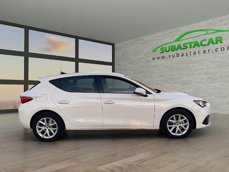 Usado Seat Leon Style 115 CV (84 kW) 2021 Blanco