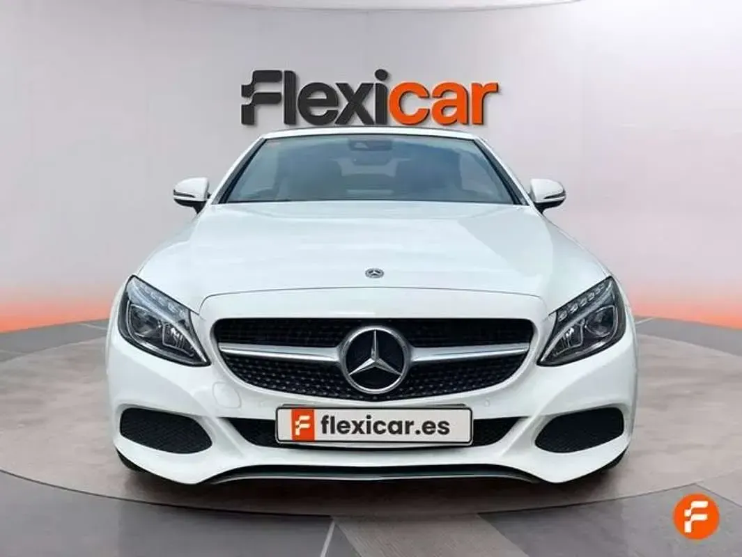 Usado Mercedes C220 170 CV (125 kW) 2017 Blanco Descapotable