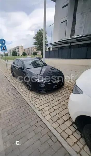 Usado Mercedes A180 116 CV (85 kW) 2021 Negro Berlina
