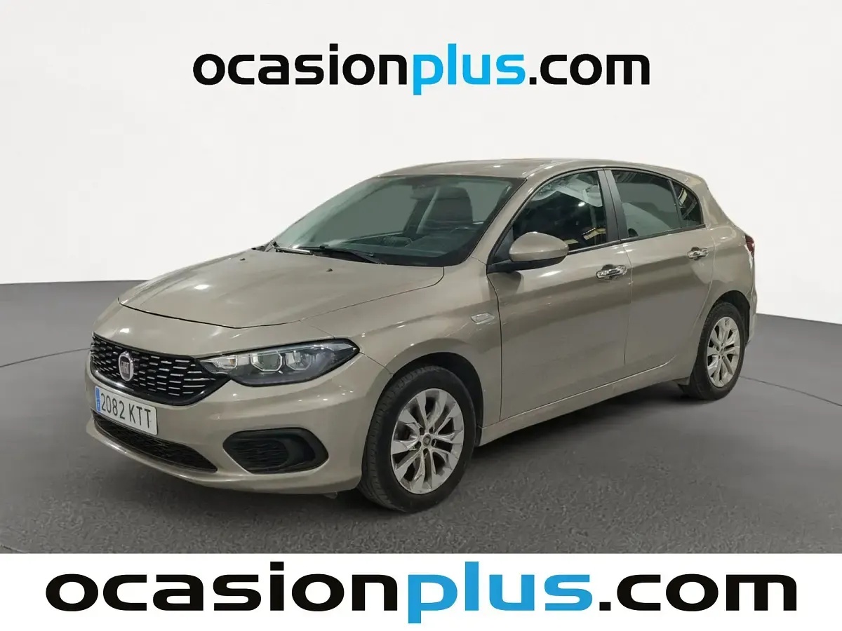 Begagnad Fiat Tipo Easy 95 HK (69 kW) 2019 Halvkombi