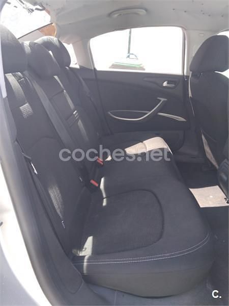 Usado Citroën C5 Business Class 112 CV (82 kW) 2010 Gris / plata Berlina