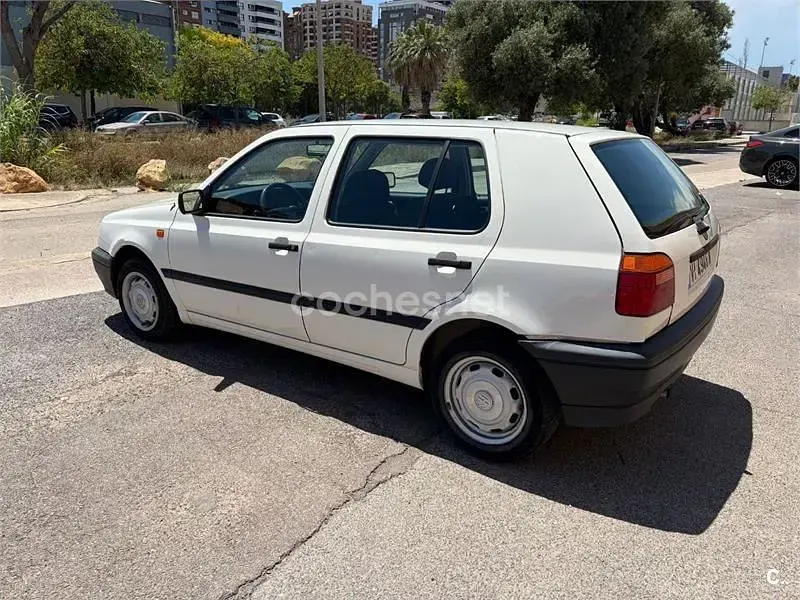 Usado VW Golf III 90 CV (66 kW) 1992 Blanco Utilitario