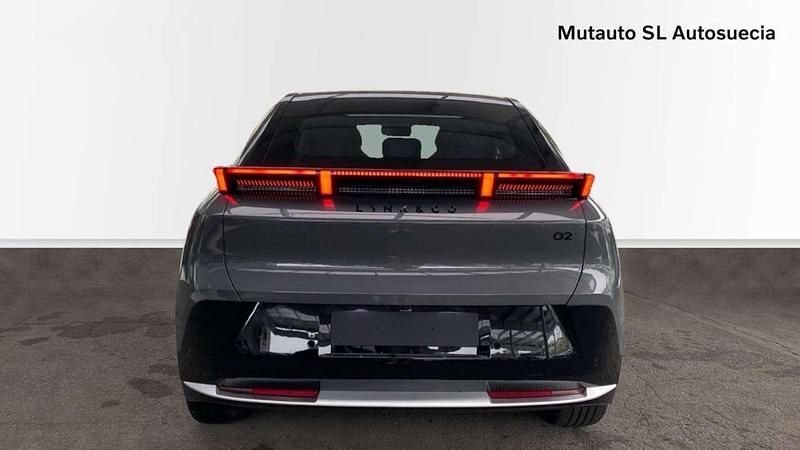 Nuevo Lynk & Co 02 272 CV (200 kW) 2025 SUV