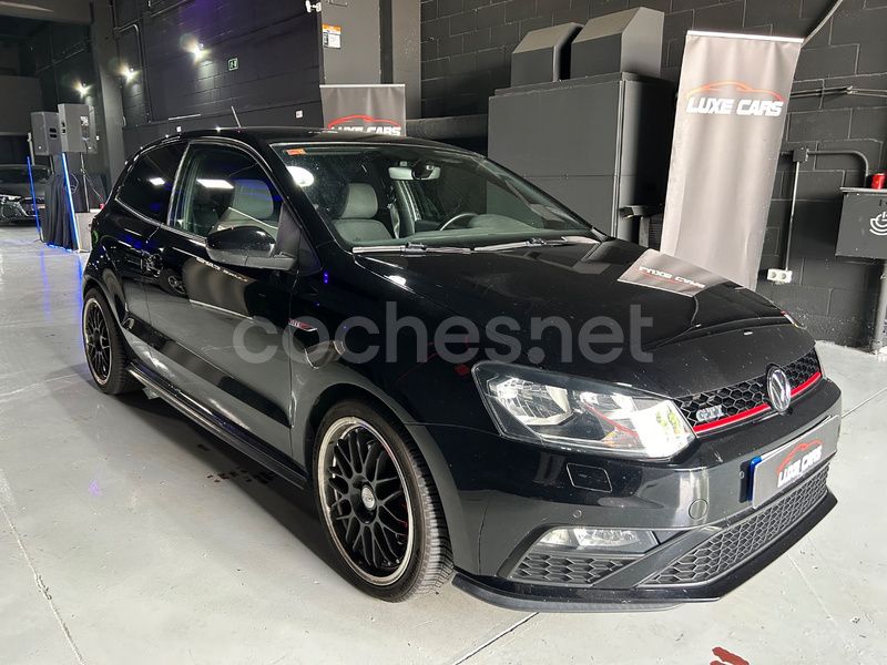 Negro Usado 2017 VW Polo GTI Berlina | 16.999 € (Precio justo) - Imagen 1/4