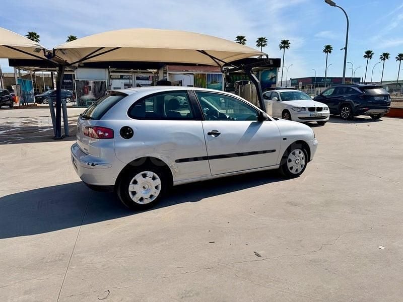 Käytetty Seat Ibiza Reference 75 HP (55 kW) 2004 Harmaa Viistoperä