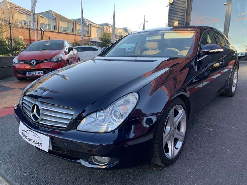 Usado Mercedes CLS320 224 CV (164 kW) 2005 Azul Coupe