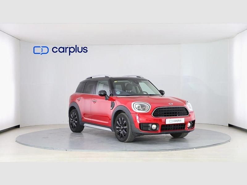 Usado Mini Cooper D 150 CV (110 kW) 2018 Chili red sólida) Utilitario