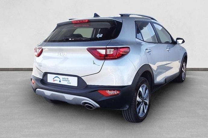 Usado Kia Stonic 100 CV (73 kW) 2025 SUV