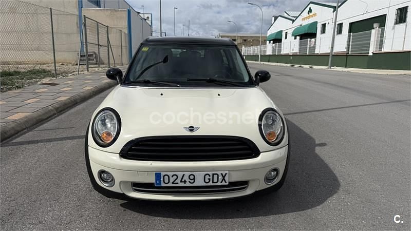 Usado Mini Cooper 120 CV (88 kW) 2009 Beige Utilitario