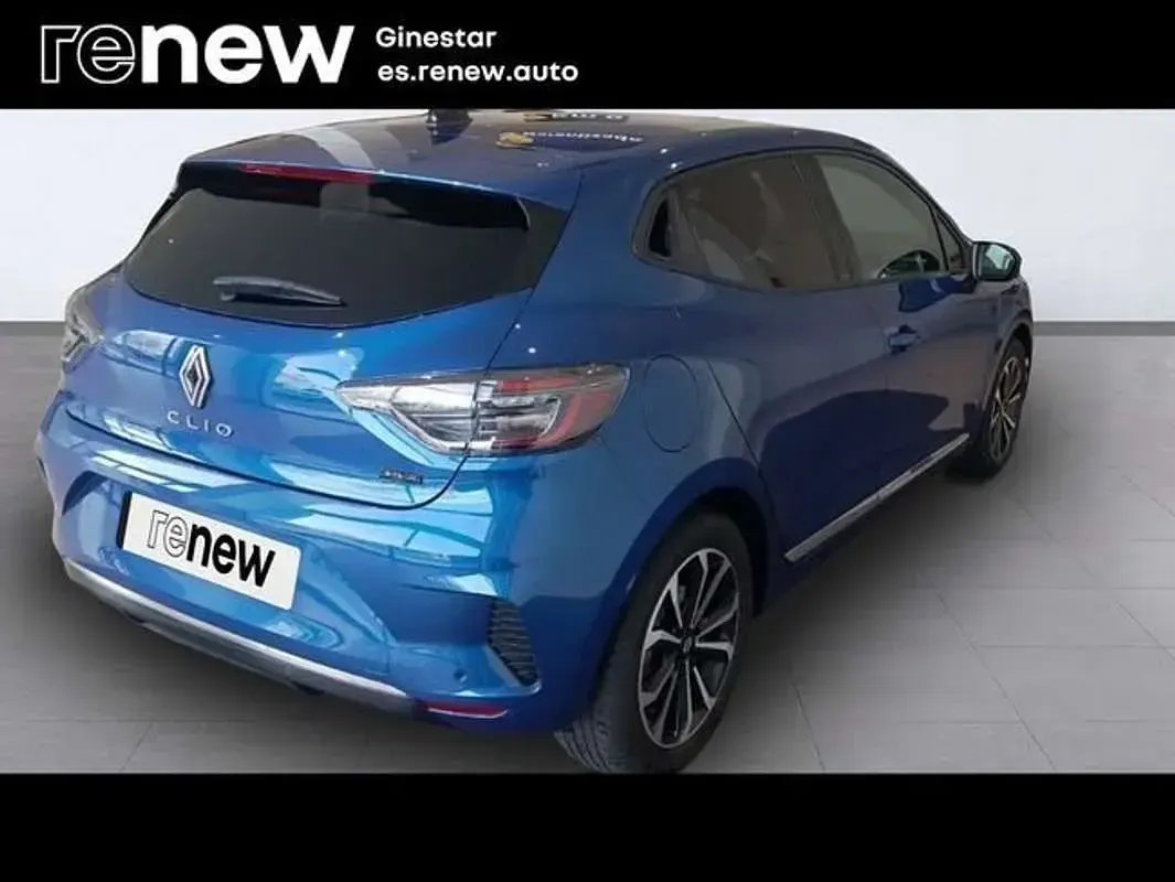 Usado Renault Clio Techno 143 CV (105 kW) 2023 Azul Utilitario