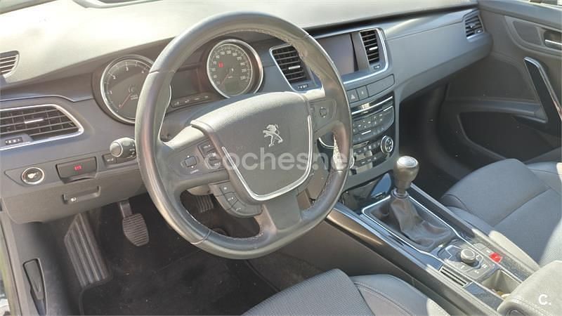 Usado Peugeot 508 Allure 140 CV (102 kW) 2013 Negro Berlina