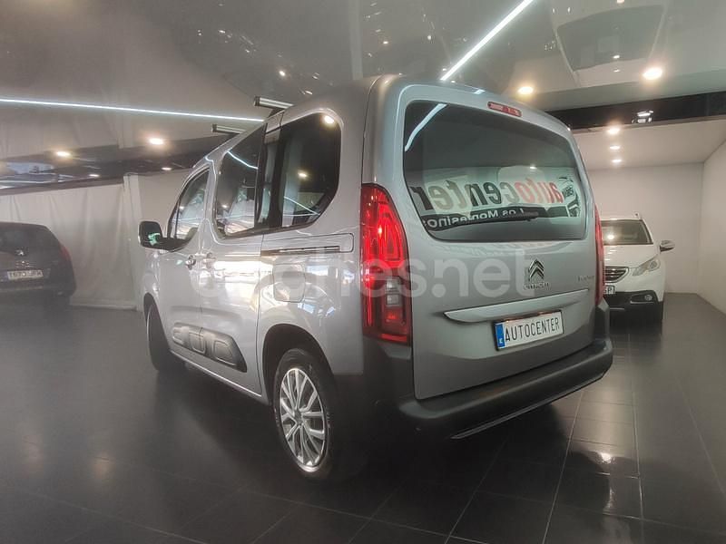 Usado Citroën Berlingo Feel 110 CV (80 kW) 2019 Gris / plata Monovolumen