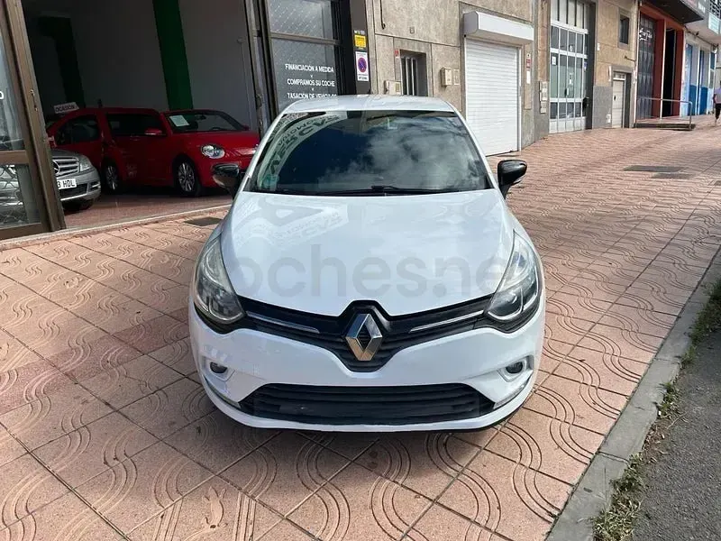 Usado Renault Clio IV Life 75 CV (55 kW) 2018 Blanco Berlina