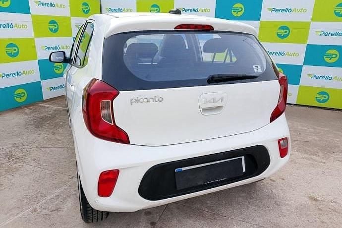 Usado Kia Picanto 65 CV (47 kW) 2022 Blanco Utilitario
